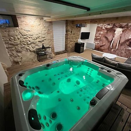 Gite Le Jardin Secret Et Gite Au Temps Suspendu Montpezat  Zewnętrze zdjęcie