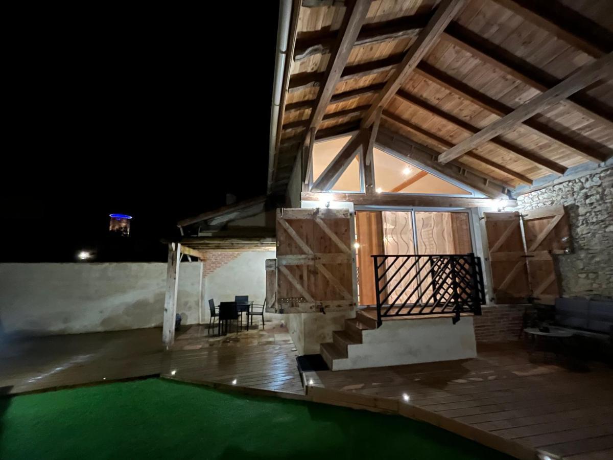 Gite Le Jardin Secret Et Gite Au Temps Suspendu Montpezat  Zewnętrze zdjęcie