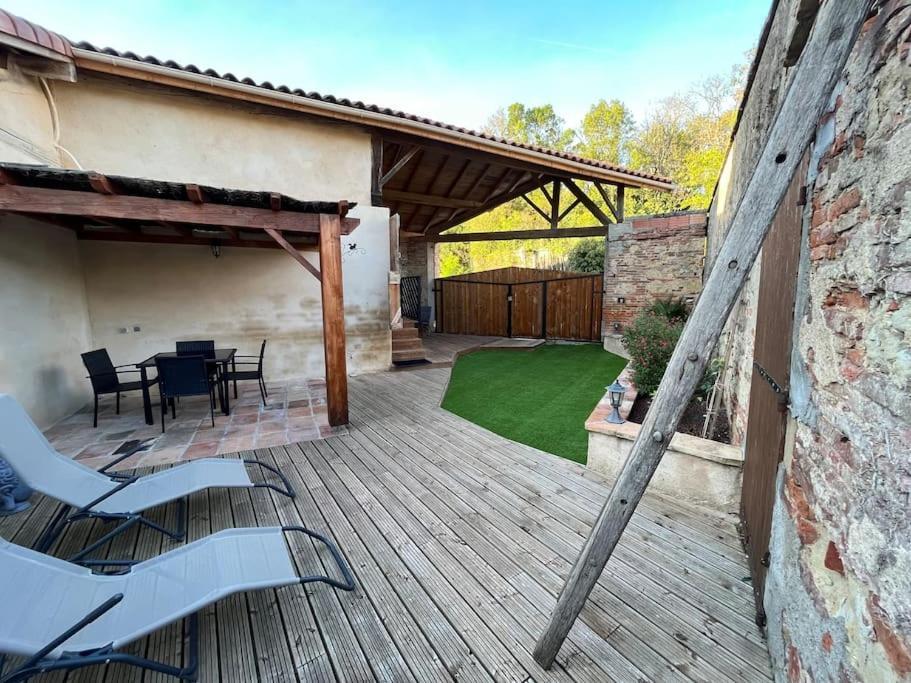 Gite Le Jardin Secret Et Gite Au Temps Suspendu Montpezat  Zewnętrze zdjęcie